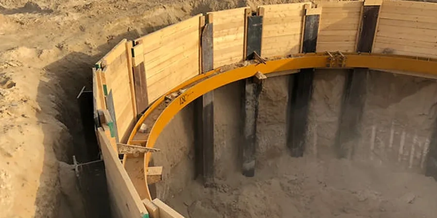Diseño de fundaciones en pilotes en Calama: soluciones para suelos salinos y alta sismicidad